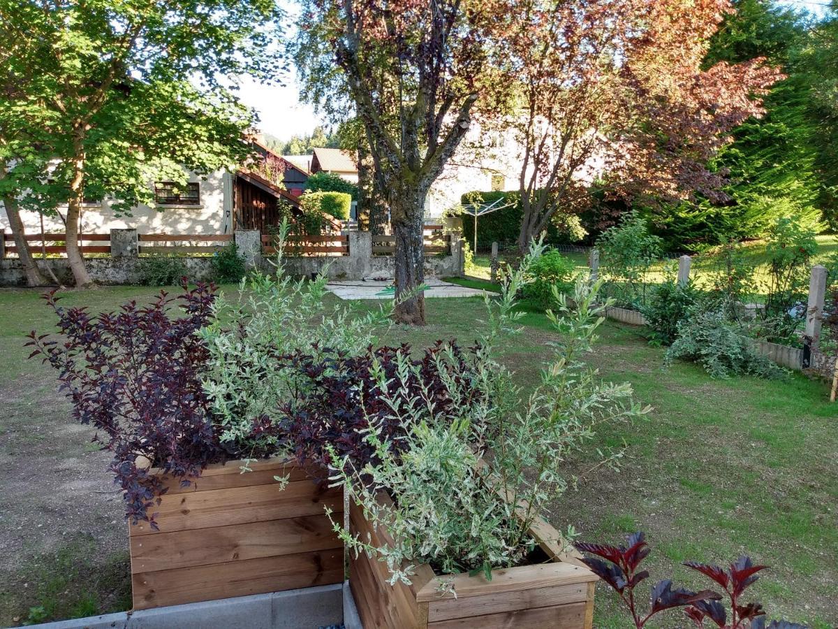 Les Eglantines Rez-de-jardin Apartment *